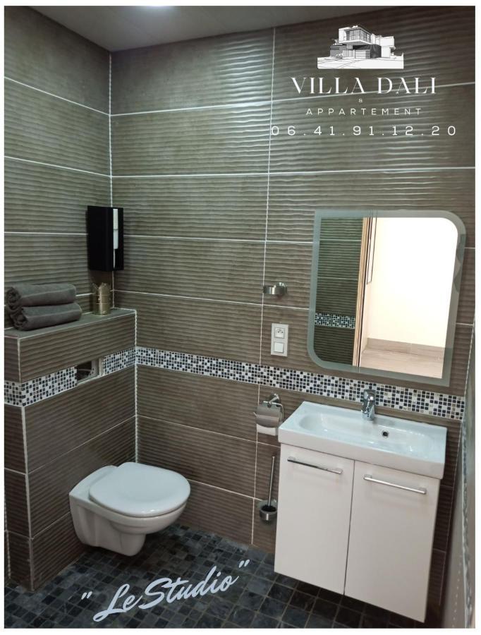 Villadali-Fr Appart Hotel Toulon Clim, Wifi, Terrasse, Cuisine Parking Gratuit Bagian luar foto